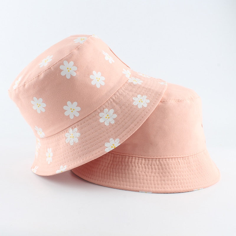 Leave It Up To Me Daisy Hat REVERSIBLE!